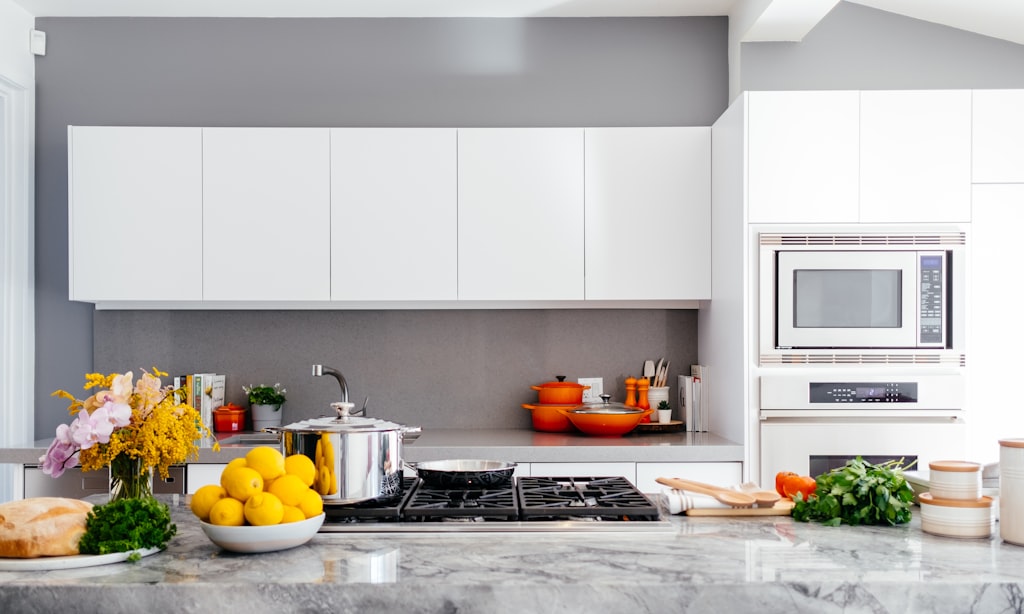 Renovated modern kitchen completed by a SkillRush pro